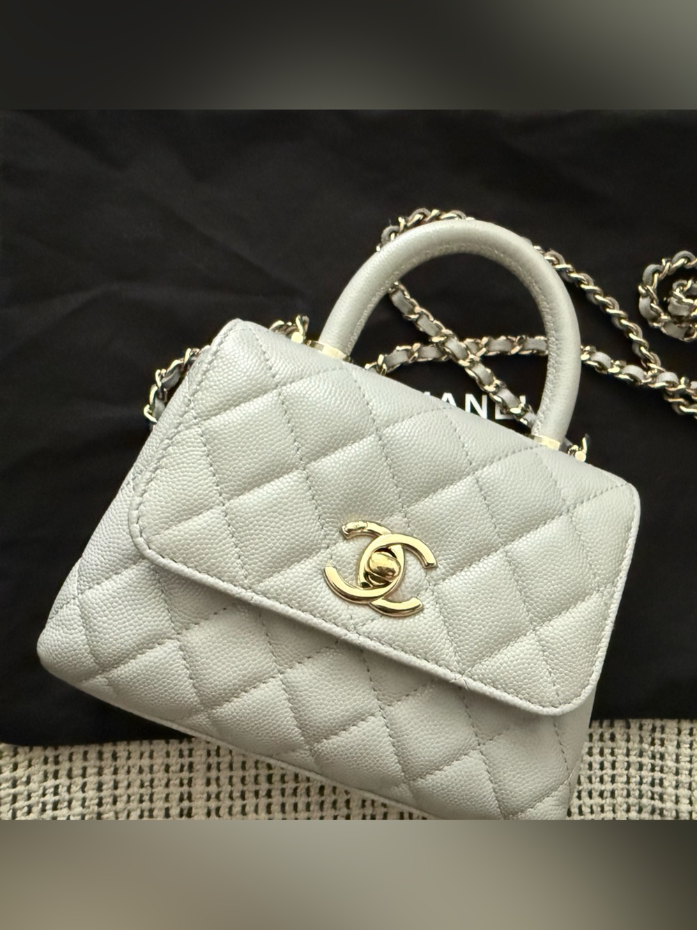 CHANEL Coco handle nano 25p